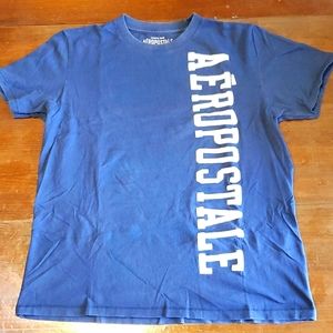 Large distressed Aeropostale navy tee w/ white slightly raised logo letters. A4.
